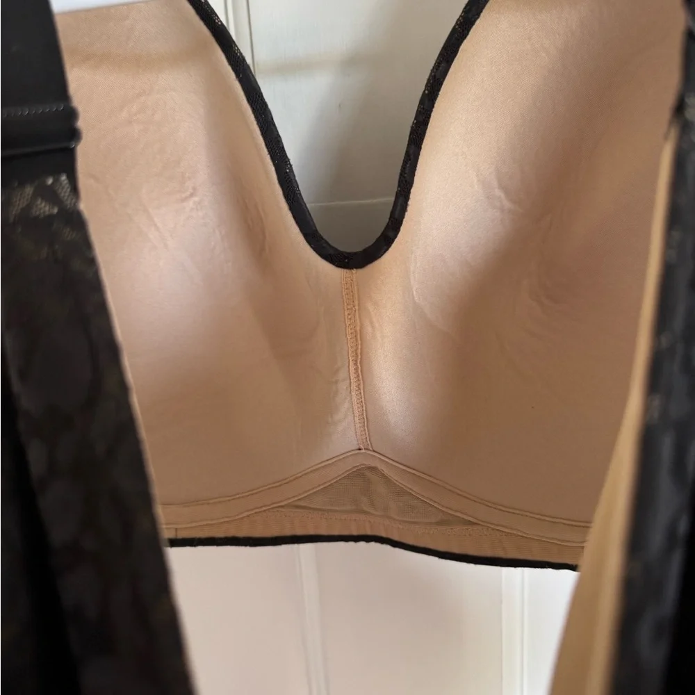Cacique leopard lace lightly lined‎ full coverage no wire bra size 42DD